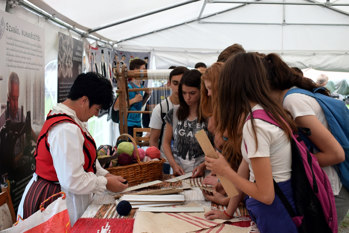 Tanulnak a jövő mesterei