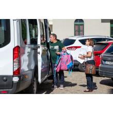 Programul „Primul Ghiozdan” împlinește treisprezece ani